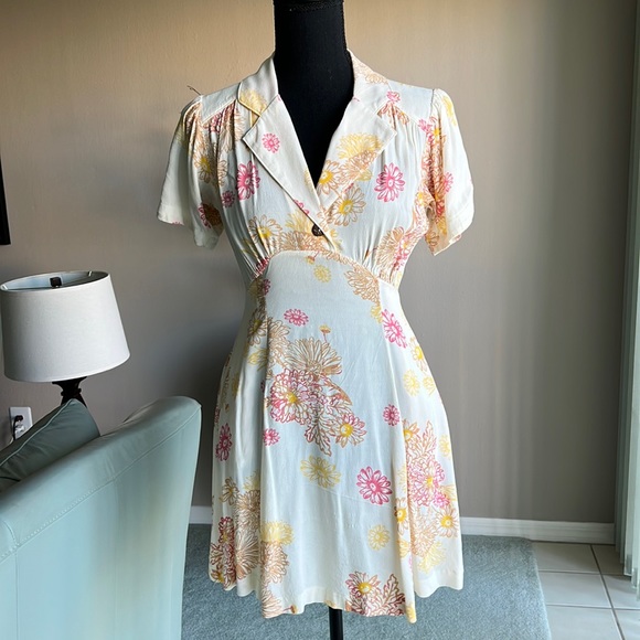 Free People Dresses & Skirts - Free People Floral Collared Dress